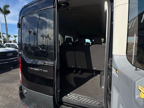 Used 2019 Ford Transit 350 XLT image 16