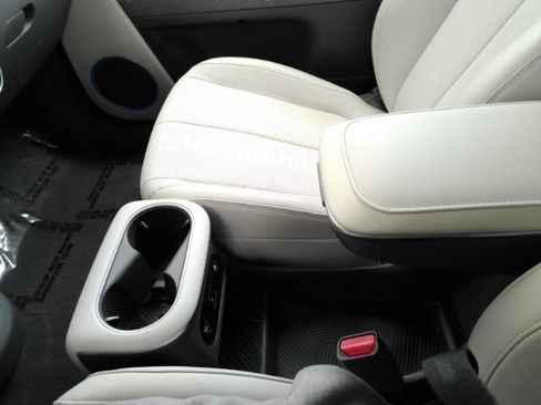 Used 2022 Hyundai Ioniq 5 SEL w/ Cargo Package RWD image 44