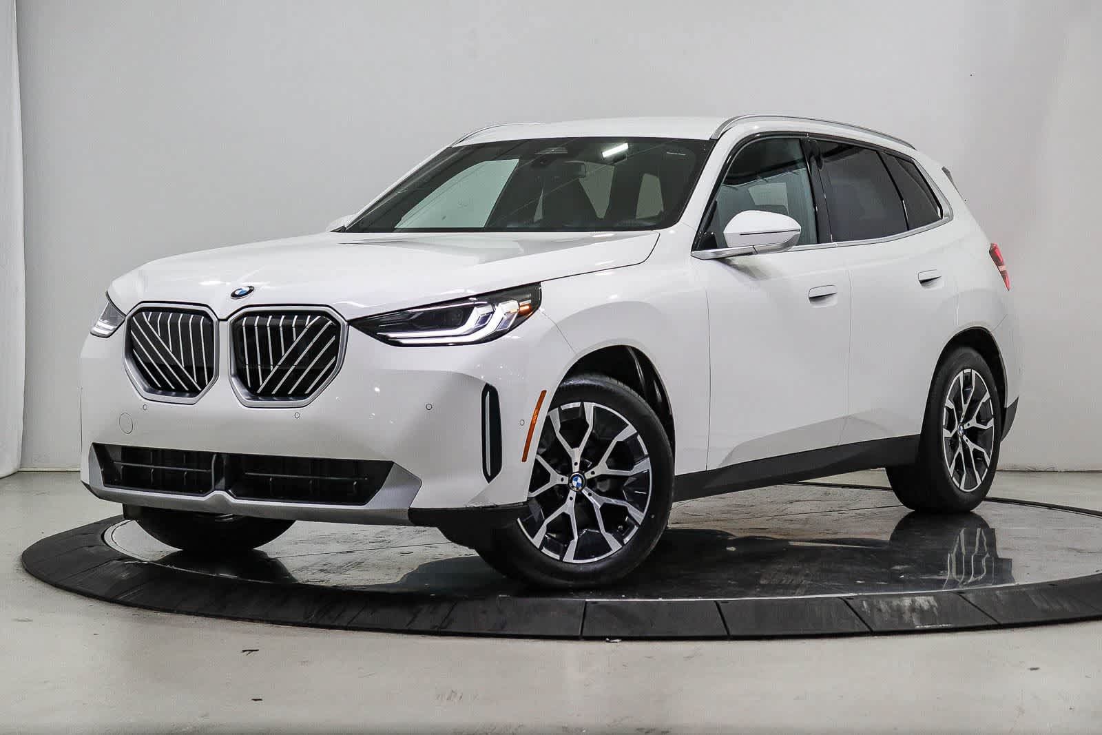 Used 2026 BMW X3 xDrive30i AWD/4WD image 1