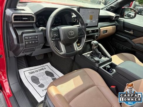 Used 2025 Toyota 4Runner Limited AWD/4WD image 25