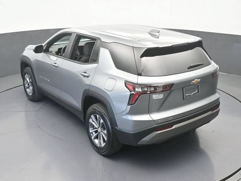 Used 2026 Chevrolet Equinox LT FWD image 45