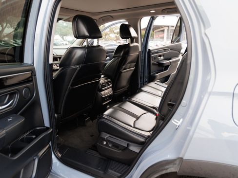 Used 2024 Honda Pilot Touring image 41