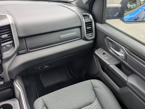 New 2026 RAM 1500 Big Horn AWD/4WD image 18