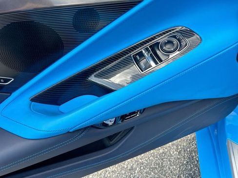 Used 2023 Chevrolet Corvette Stingray Premium Cpe w/ Z51 Performance Package RWD image 17