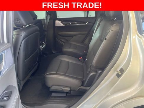 Used 2020 Cadillac XT6 Premium Luxury AWD/4WD image 18