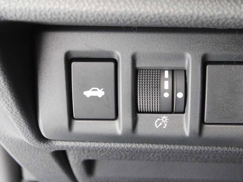 Used 2025 Subaru Legacy Premium w/ Popular Package #1 AWD/4WD image 21