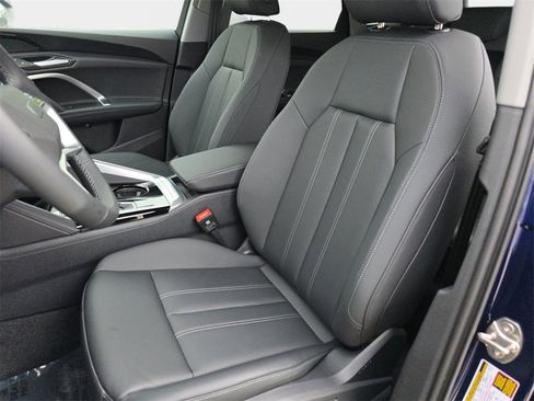 New 2025 Audi Q5 Premium image 15