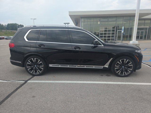 Used 2019 BMW X7 xDrive40i w/ Luxury Seating Package AWD/4WD image 9