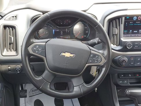 Used 2017 Chevrolet Colorado Z71 AWD/4WD image 25