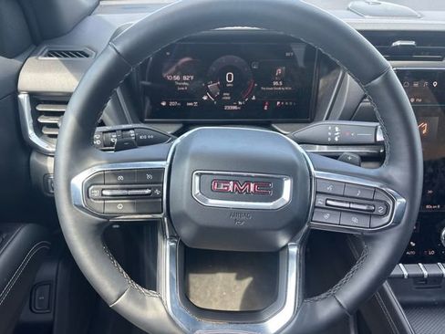 Used 2026 GMC Terrain Elevation w/ Elevation Premium Package AWD/4WD image 17