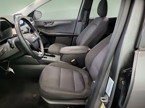 Used 2023 Ford Escape Active w/ Cold Weather Package image 19