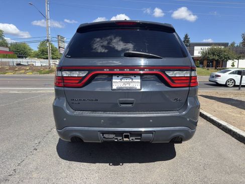 Used 2017 Dodge Durango R/T w/ Trailer Tow Group IV AWD/4WD image 4