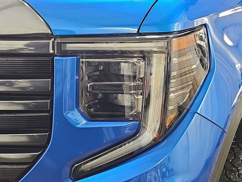 Certified 2023 GMC Sierra 1500 AT4 w/ AT4 Preferred Package image 37