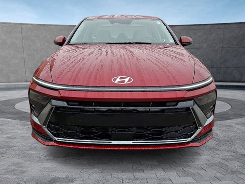 New 2026 Hyundai Sonata SE FWD image 2
