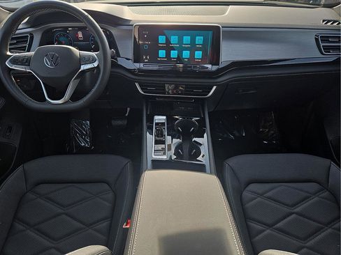 New 2026 Volkswagen Atlas Cross Sport SE FWD image 13