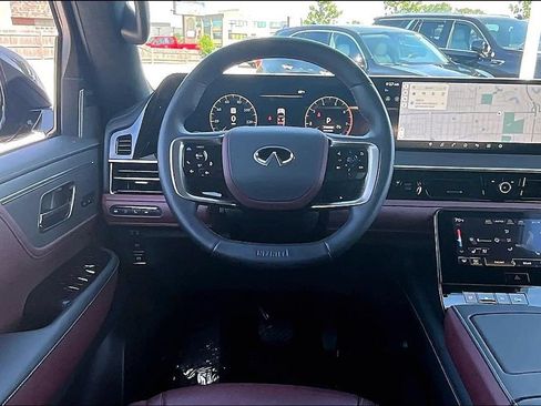 Certified 2025 INFINITI QX80 Autograph w/ Autograph Exterior Package AWD/4WD image 17