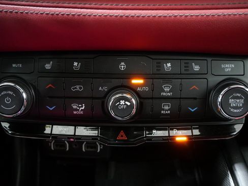 Used 2022 Dodge Durango R/T w/ Blacktop Package image 20