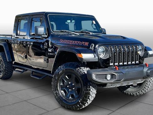 Used 2021 Jeep Gladiator Mojave image 2