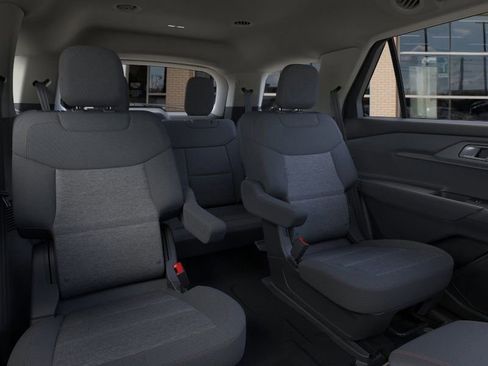 New 2026 Ford Explorer Active RWD image 13
