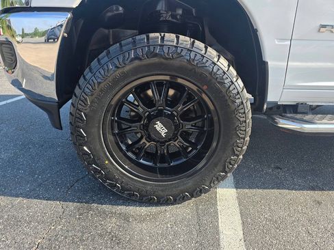 Used 2021 RAM 2500 Big Horn AWD/4WD image 11