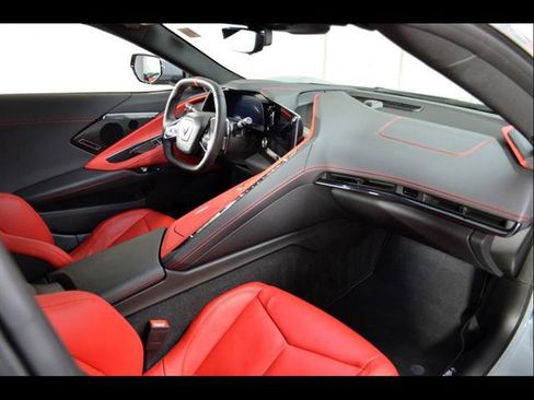 Used 2024 Chevrolet Corvette Stingray Preferred Cpe w/ Stealth Interior Trim Package image 22