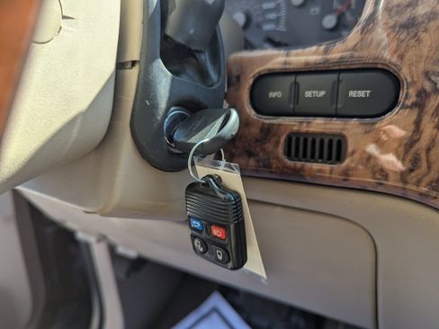 Used 2004 Ford Expedition Eddie Bauer AWD/4WD image 18