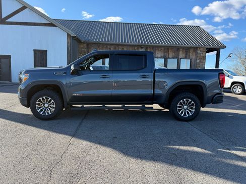 Used 2021 GMC Sierra 1500 AT4 image 2