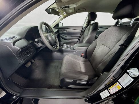 Certified 2025 Honda Accord LX image 16