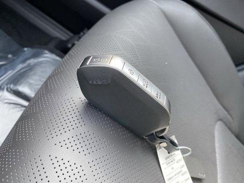 New 2026 Kia Carnival SX image 34