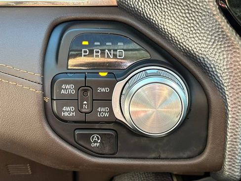 Used 2025 RAM 1500 Limited w/ Trailer Tow Group AWD/4WD image 38