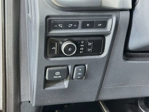 Used 2023 Ford F150 Lariat w/ Equipment Group 502A High AWD/4WD image 33