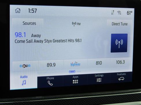 Used 2025 Ford Escape ST-Line Select AWD/4WD image 23
