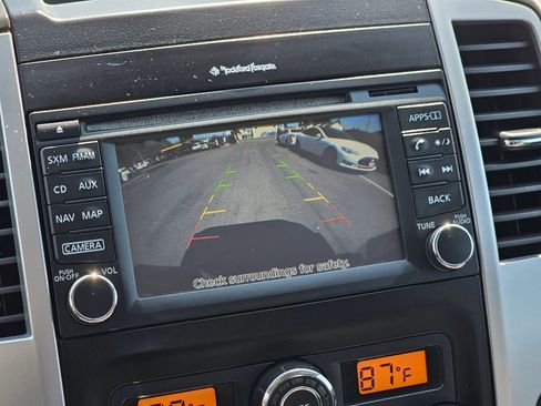 Used 2017 Nissan Frontier PRO-4X AWD/4WD image 8