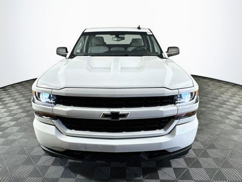 Used 2018 Chevrolet Silverado 1500 Custom w/ Custom Value Package AWD/4WD image 2