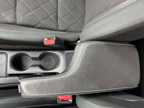 Used 2020 Nissan Kicks S FWD image 31