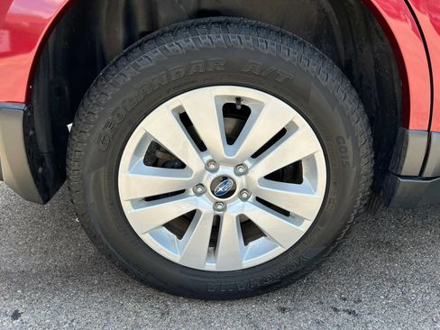 Used 2019 Subaru Outback 2.5i Premium AWD/4WD image 11