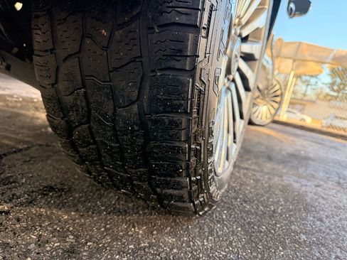 Used 2018 Lincoln Navigator L Reserve w/ Technology Package image 54