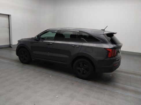 Used 2023 Kia Sorento LX image 3