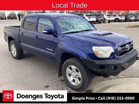Used 2015 Toyota Tacoma 4x4 Double Cab image 1