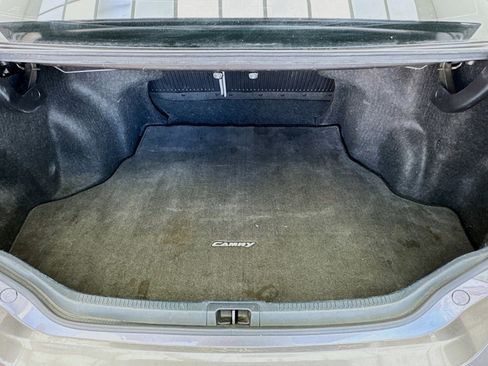 Used 2016 Toyota Camry LE FWD image 16