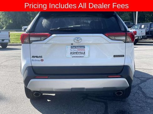 Used 2024 Toyota RAV4 Adventure AWD/4WD image 4