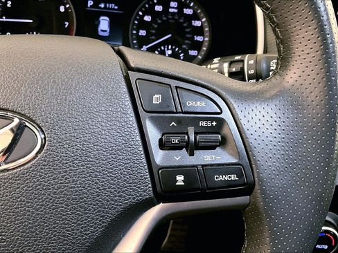 Used 2019 Hyundai Tucson Night image 18