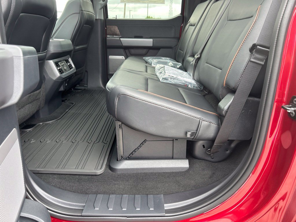 New 2026 Ford F250 Lariat w/ Lariat Ultimate Package AWD/4WD image 36