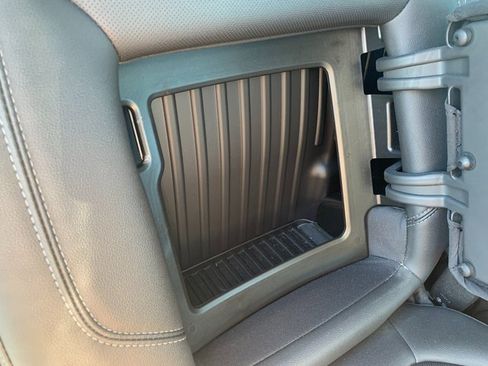 Used 2020 Chevrolet Silverado 2500 LTZ w/ LTZ Premium Package image 16