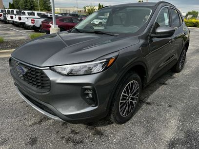 New 2025 Ford Escape SE