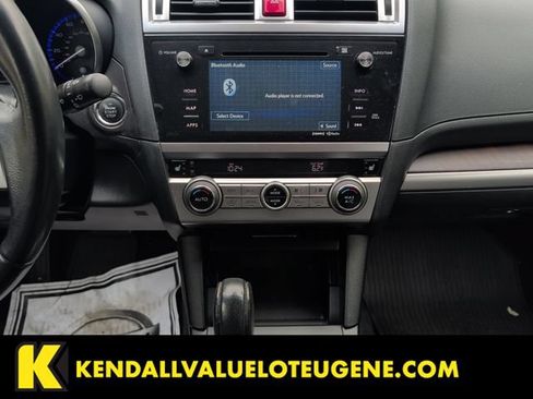 Used 2017 Subaru Outback 2.5i Limited AWD/4WD image 11