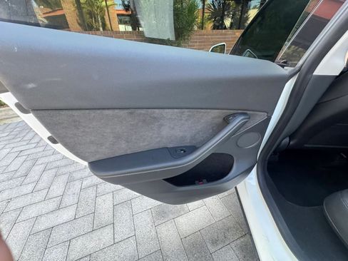 Used 2023 Tesla Model Y AWD image 23