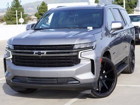 Used 2021 Chevrolet Tahoe RST w/ Luxury Package image 4