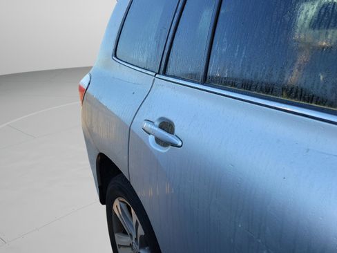 Used 2012 Toyota Highlander Limited image 13