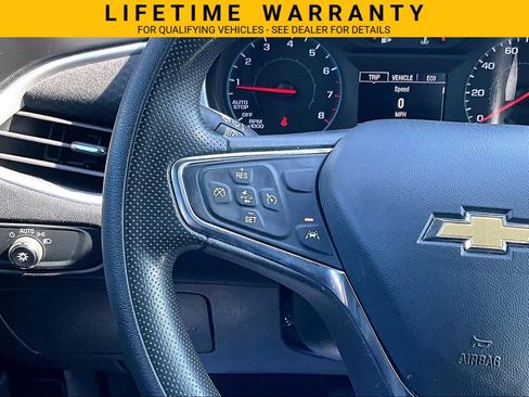 Used 2023 Chevrolet Malibu LT FWD image 23
